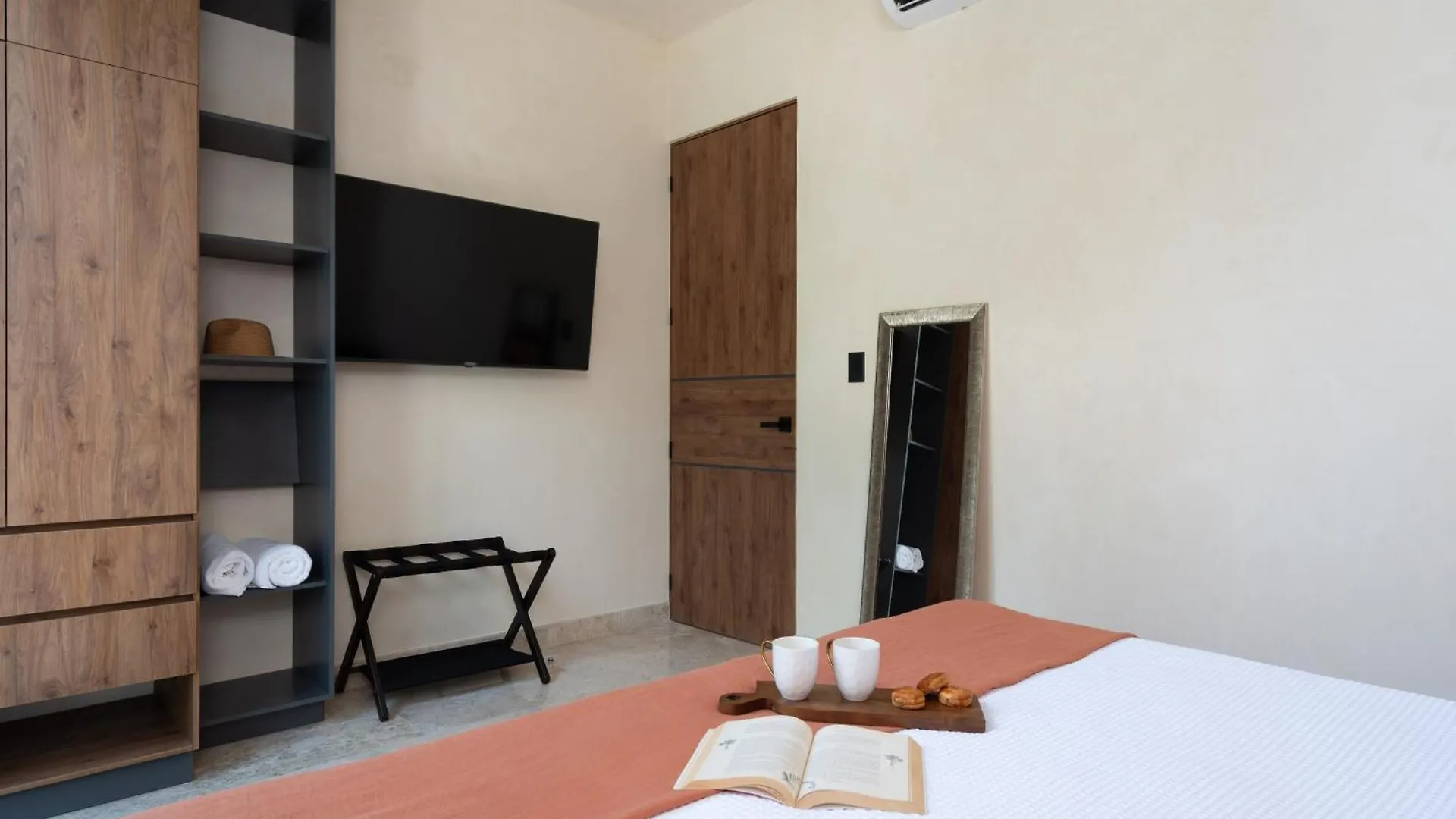 Boho Vibes, Private Pool, Near Aldea Zama Cafes Apartment Tulum 0*,  Mexico
