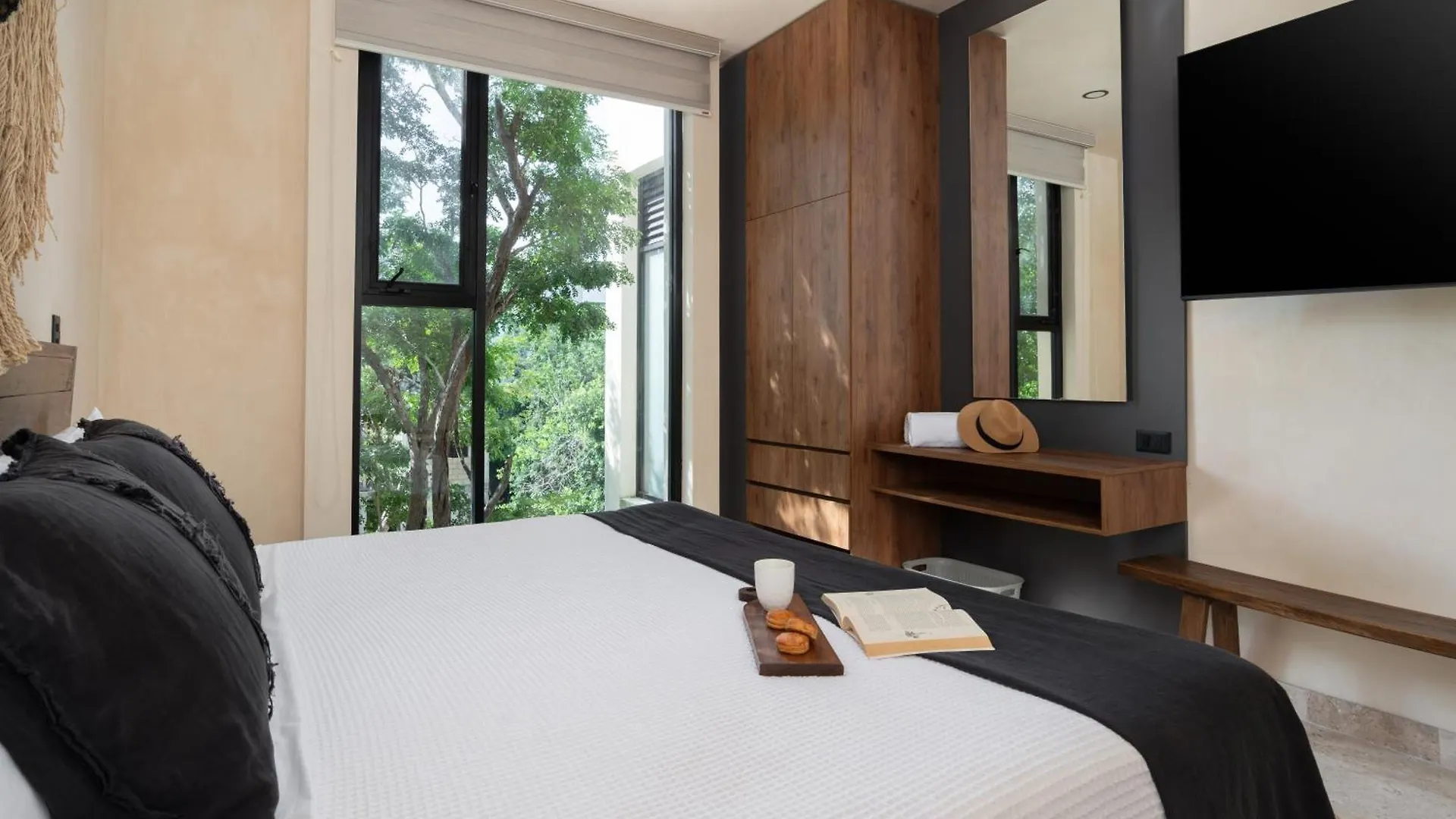 Boho Vibes, Private Pool, Near Aldea Zama Cafes Apartment Tulum
